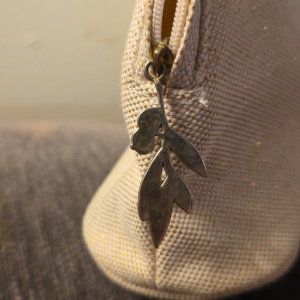L'OCCITANE Tan and Gold Glitter Cosmetic Pouch - Picture 3 of 4